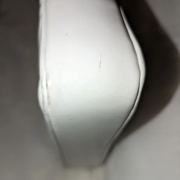 Mario Valentino Clutch Bag V Mark Leather White GUC - Picture 9 of 14